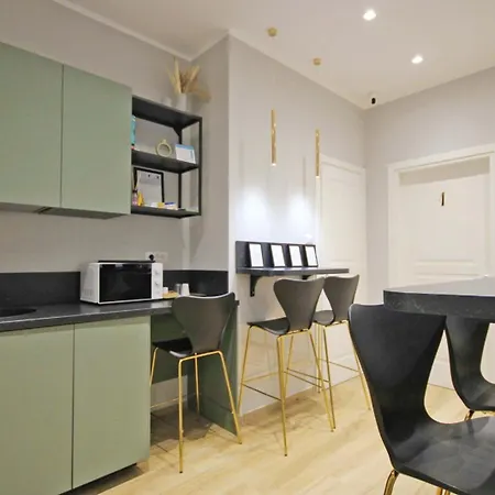 Nostra Luxury Bed and Breakfast 4*